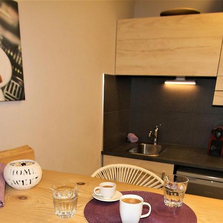 Aiolos Apartments Ermou 64 2Nd Floor Suites Atenas Exterior foto