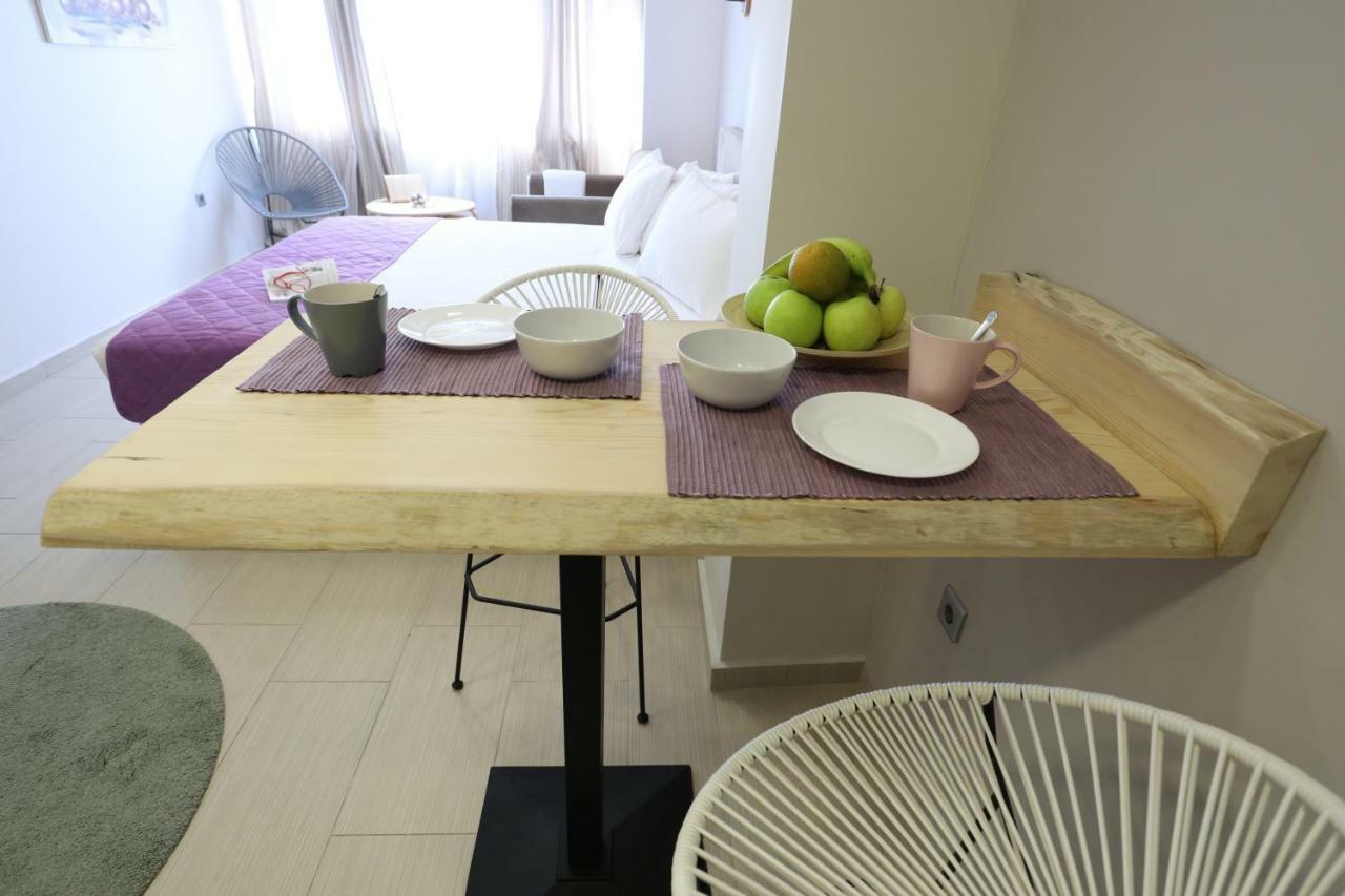 Aiolos Apartments Ermou 64 2Nd Floor Suites Atenas Exterior foto
